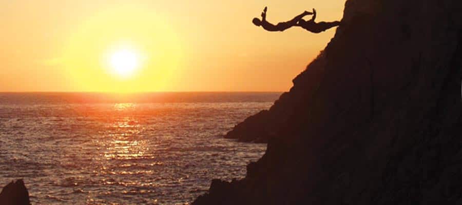 Aztec Lunch & Cliff Divers excursion on your Acapulco cruise