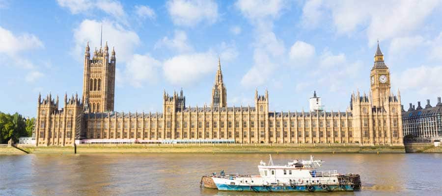 Cruise the Thames River when you visit London 