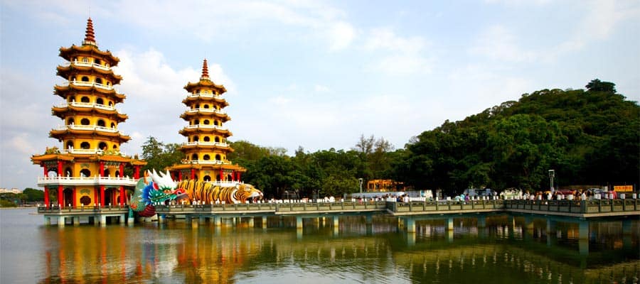 Dragon and Tiger Pagodas on Cruise to Kaohsiung