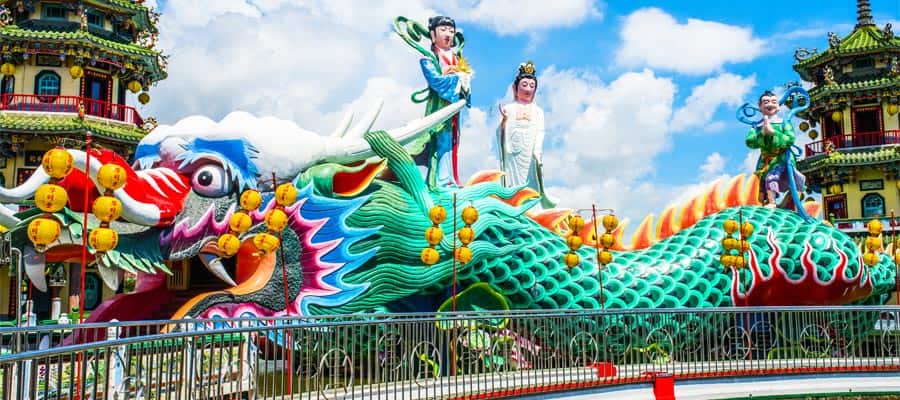 Vibrant towns on Cruises to Kaohsiung