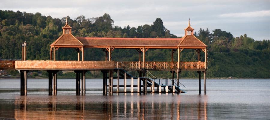 Cruise to the Pier at Lllanquihue lake