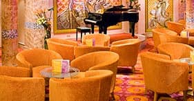 Norwegian Pearl cruise ship Magnums Champagne & Wine Bar.