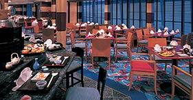 Norwegian Sun cruise ship Ginza Japanese Restaurant with authentic Asian atmosph