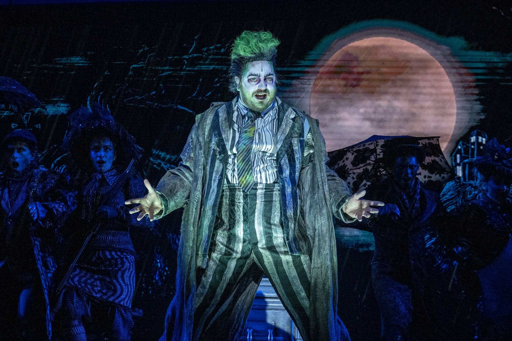 Beetlejuice, Norwegian Viva