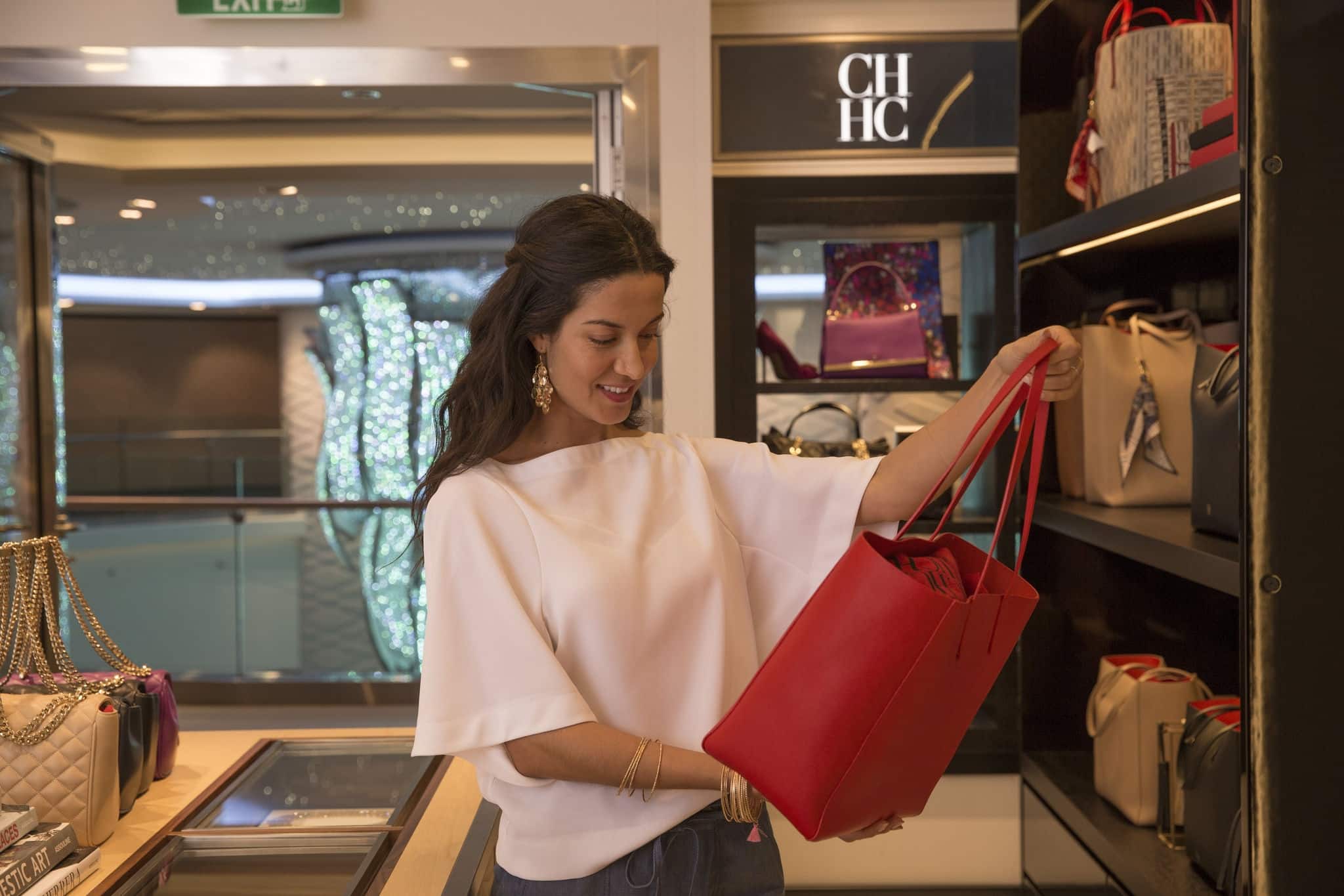 NCL Breakaway Shopping Tradewinds