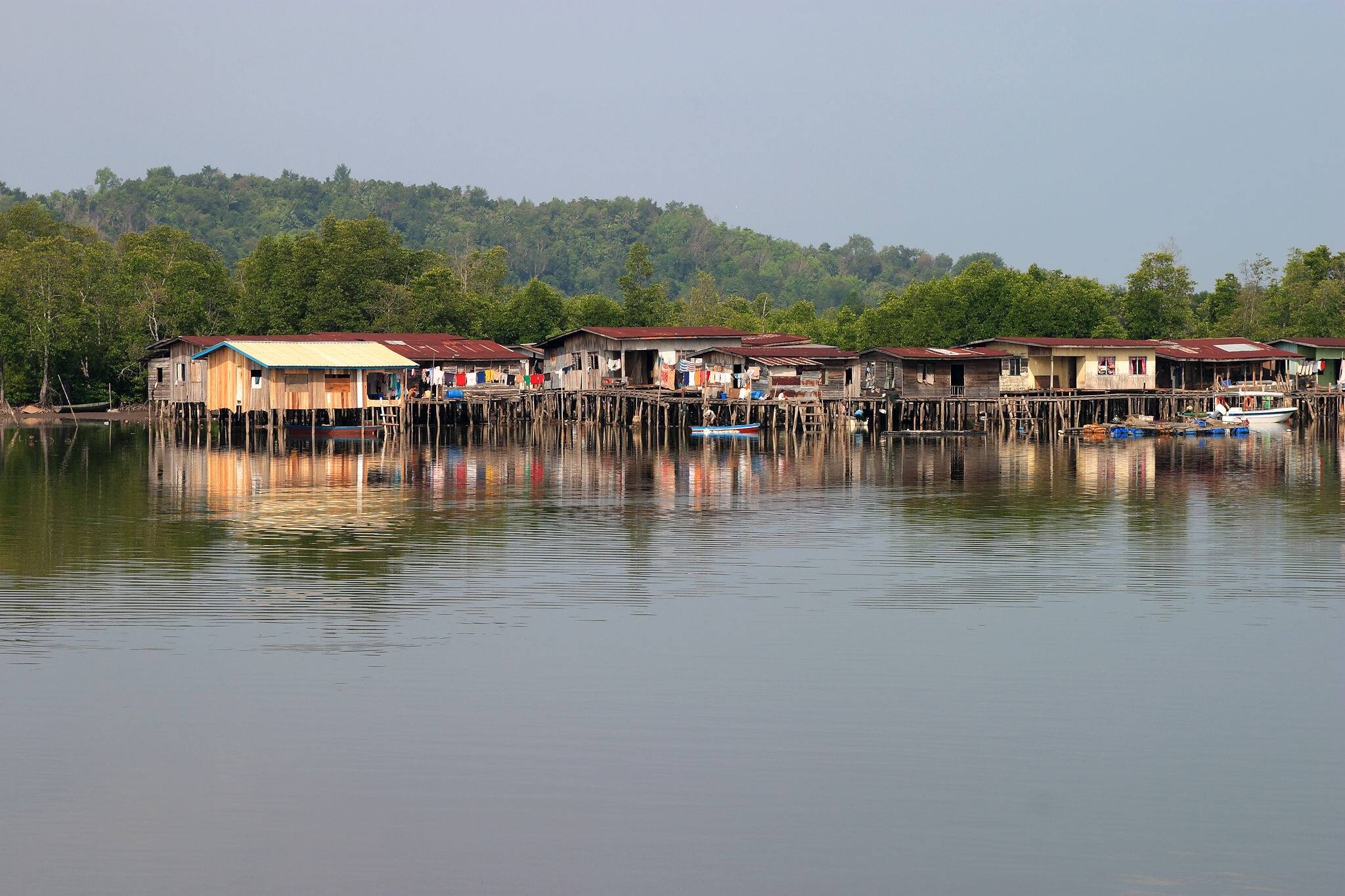 Malaysia Borneo Sabah Kota Kinabalu Mengkabong village stilted houses