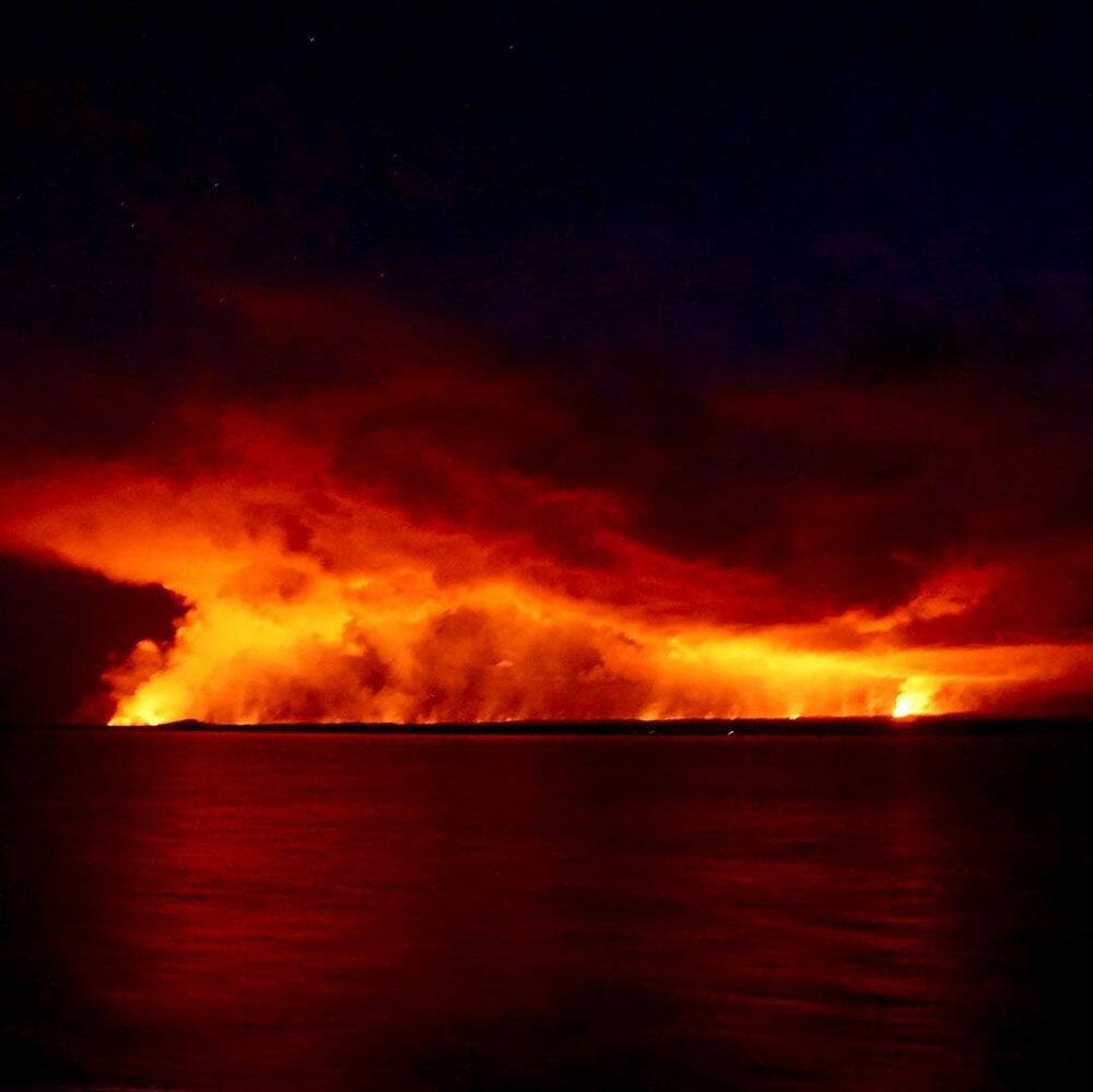 Nighttime Cruise Past Kilauea Volcano – Big Island