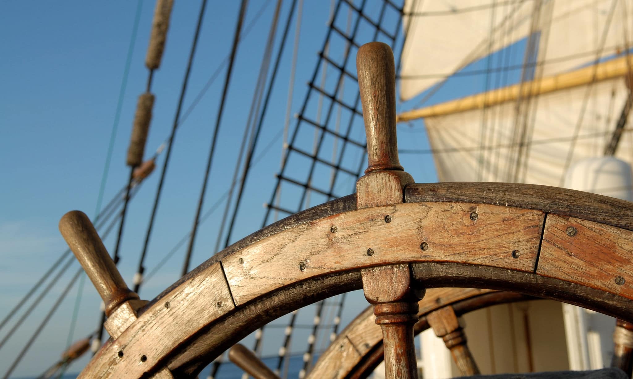 Steering wheel of the ship