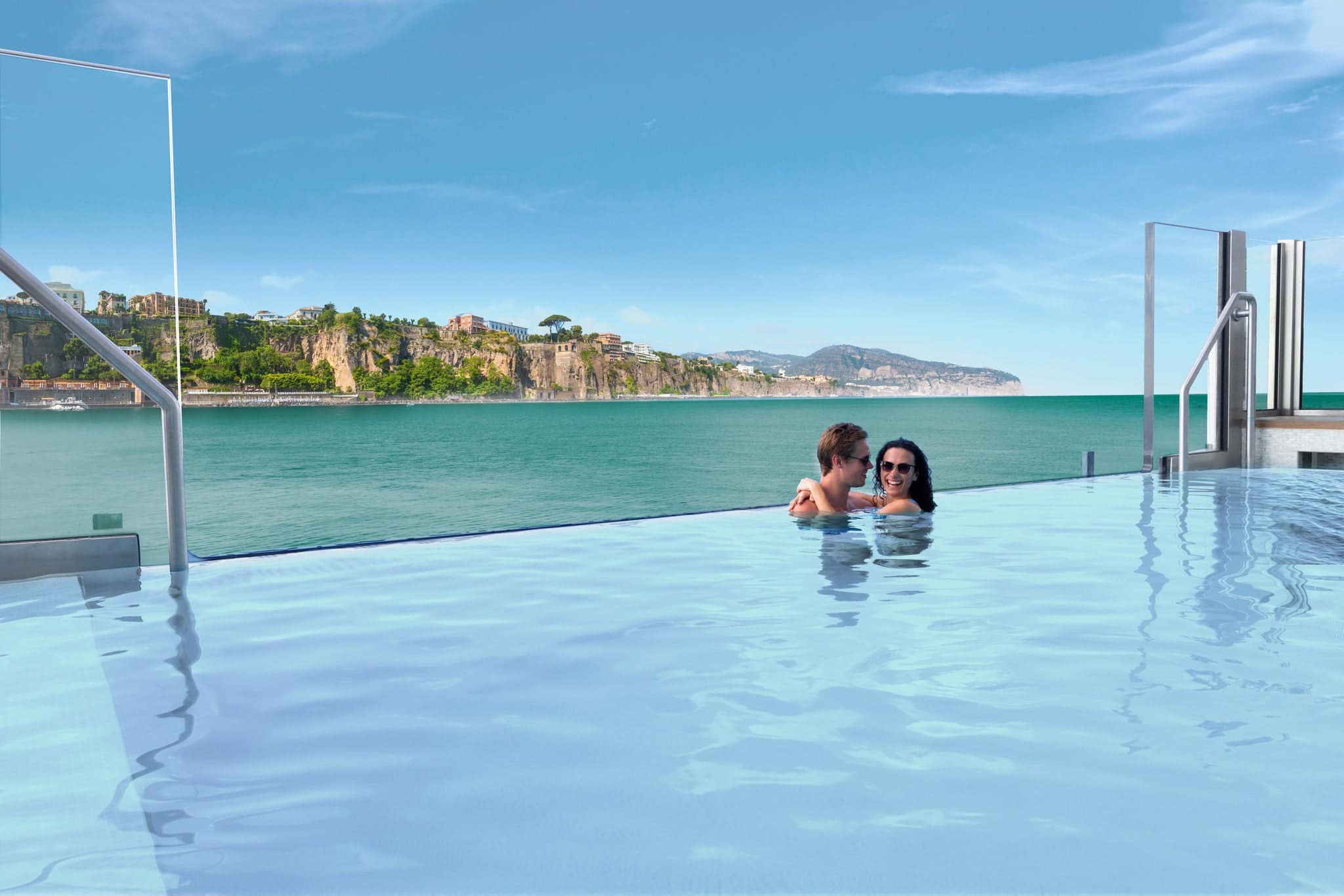NCL Infinity Pool Couple