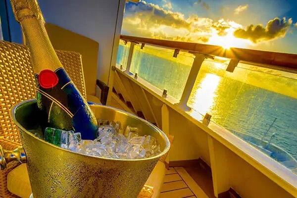 NCL-Food-Beverage-Cruise-Champagne-in-Bucket