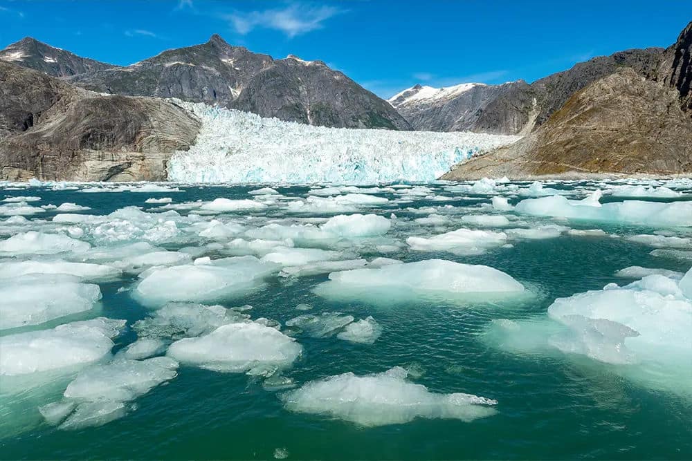 NCL-Alaska-Cruise-Glacier-Mountain