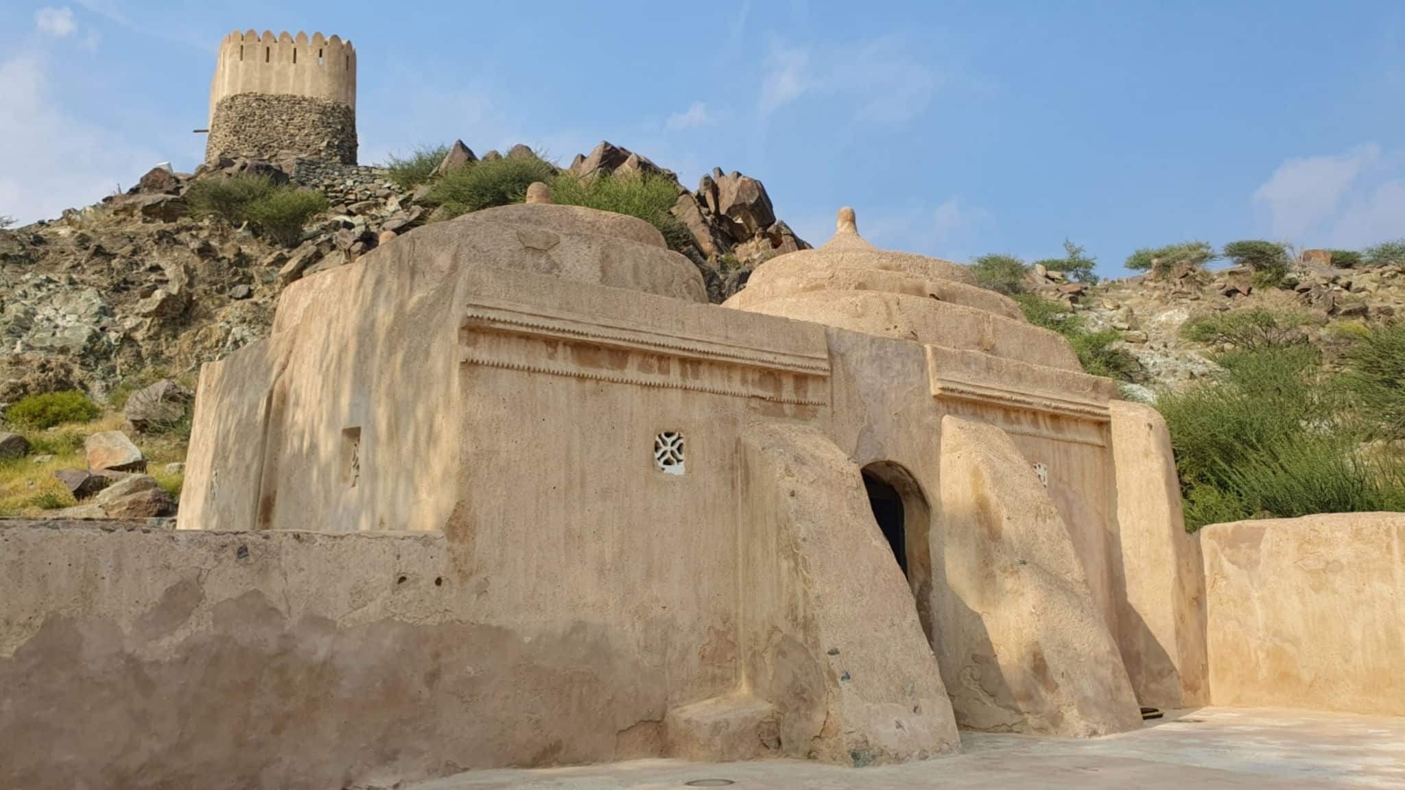 Al Badiyah Mosque, also known as Al-Badiyah Mosque, is the oldest mosque in the United Arab Emirates. Located in the Emirate of Fujairah, the mosque was built in the 15th century