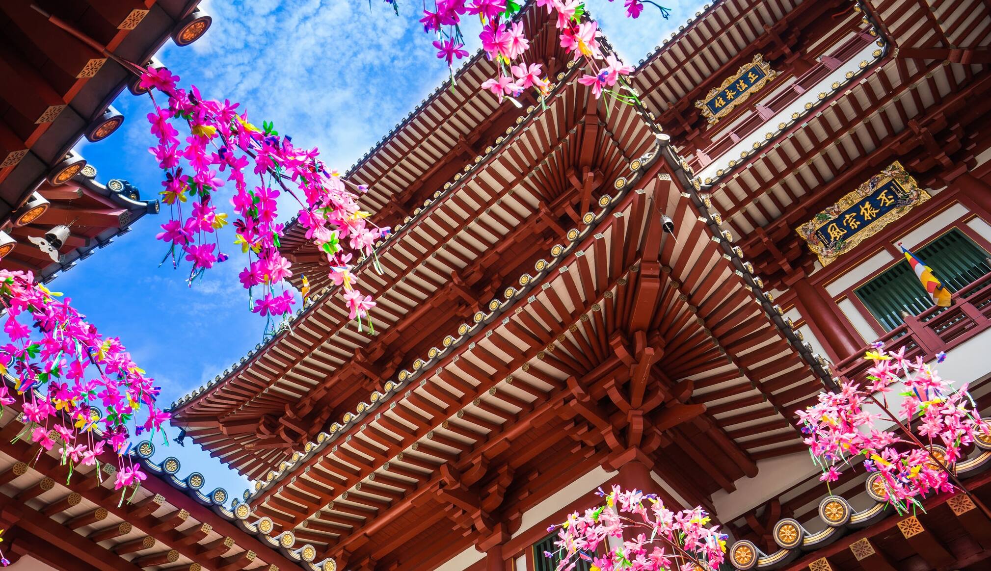 Buddha Tooth Relic Temple in Singapore