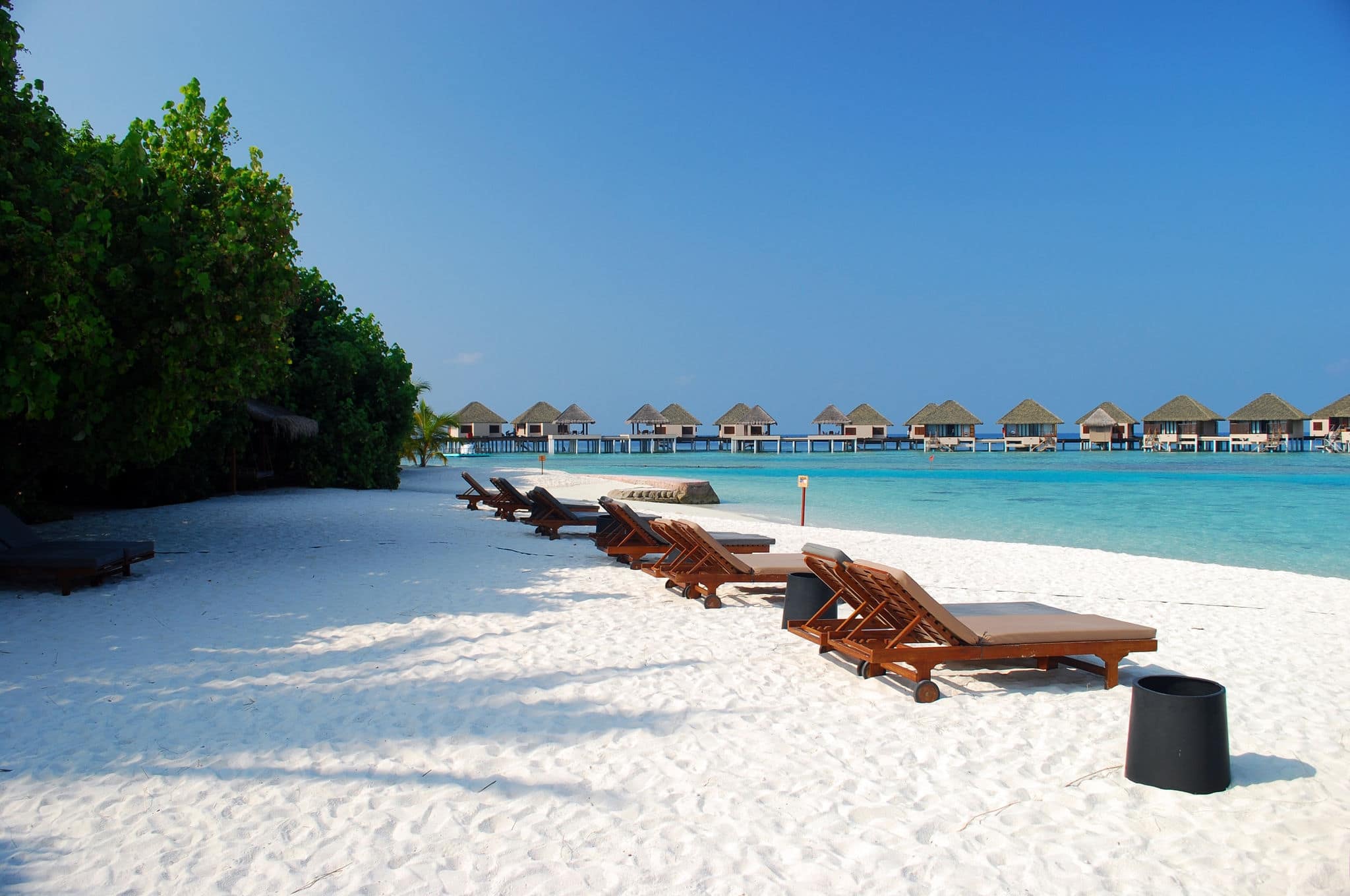 Tropical beach at resort, North Malé Atoll, Republic of Maldives.