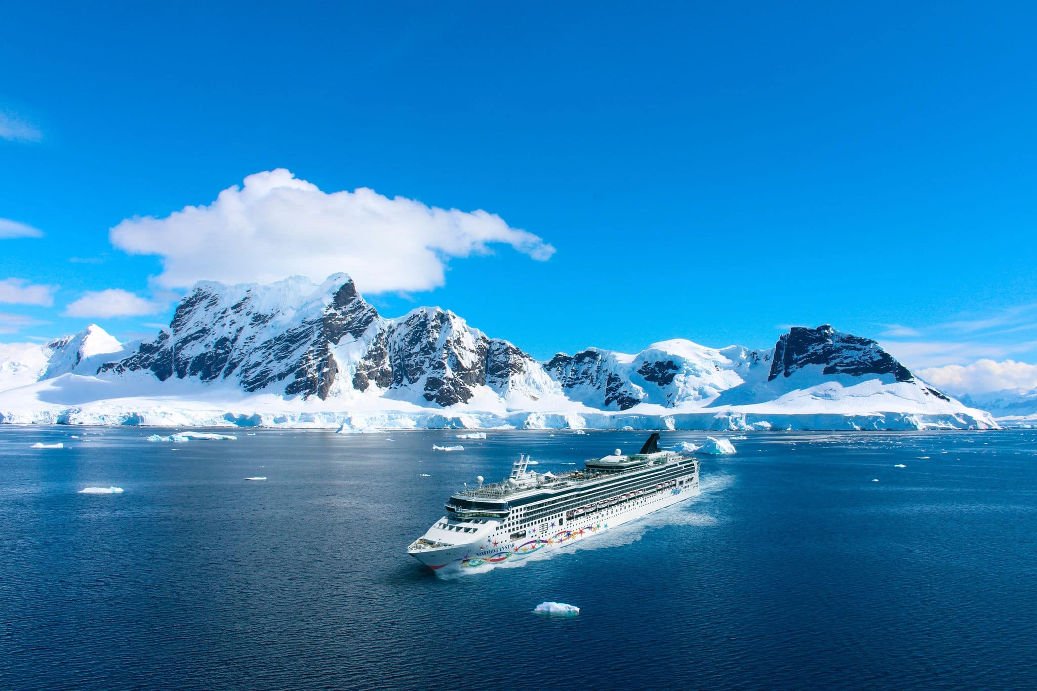 NCL Star Aerial Antartica