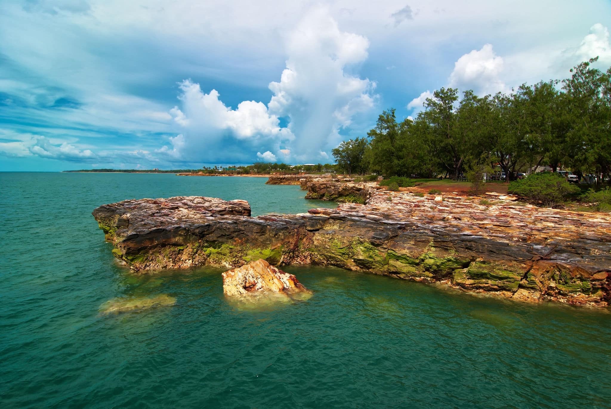 Rocks and clouds Darwin