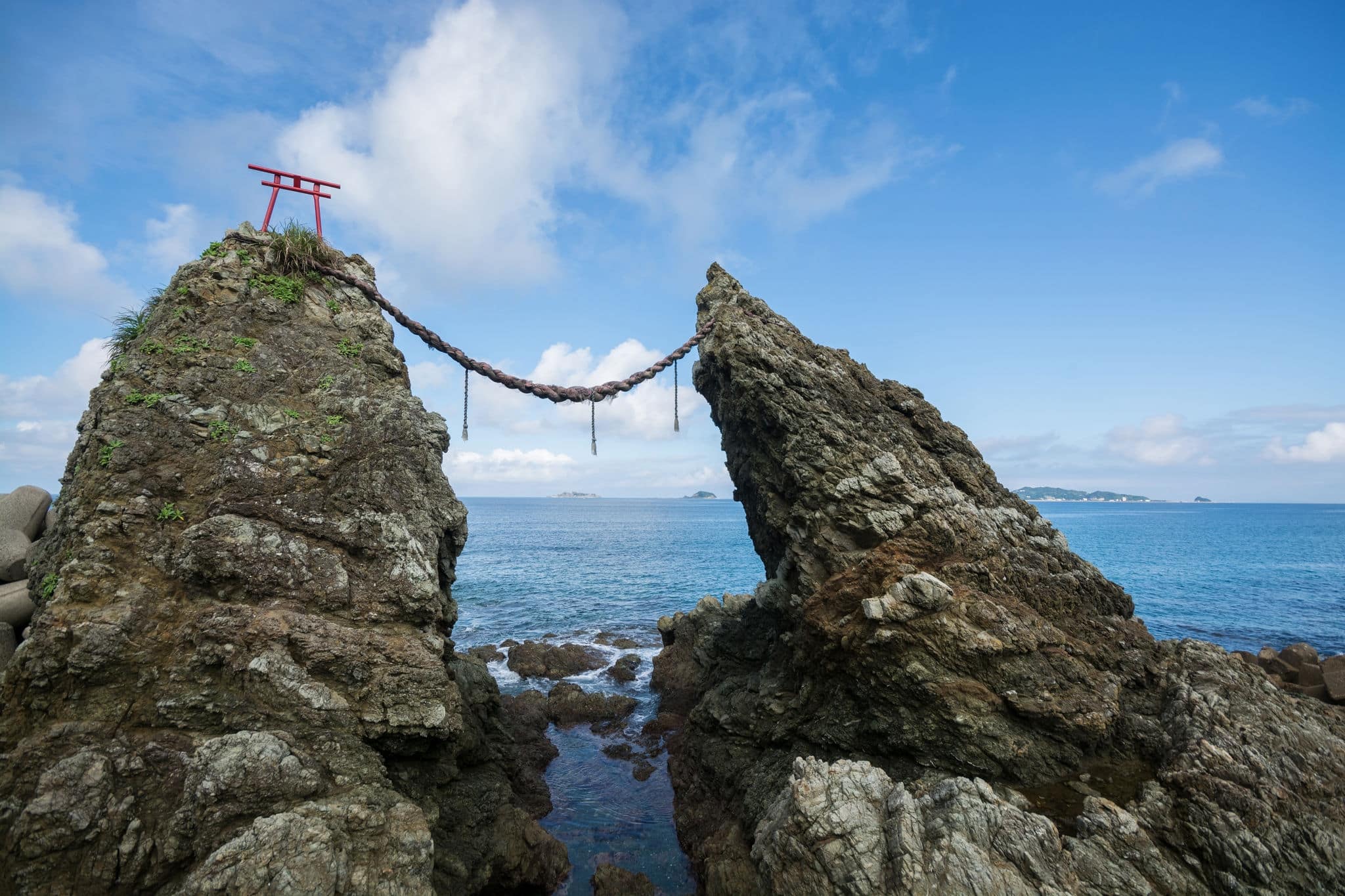 Married couple rocks in Nagasaki, Japan 