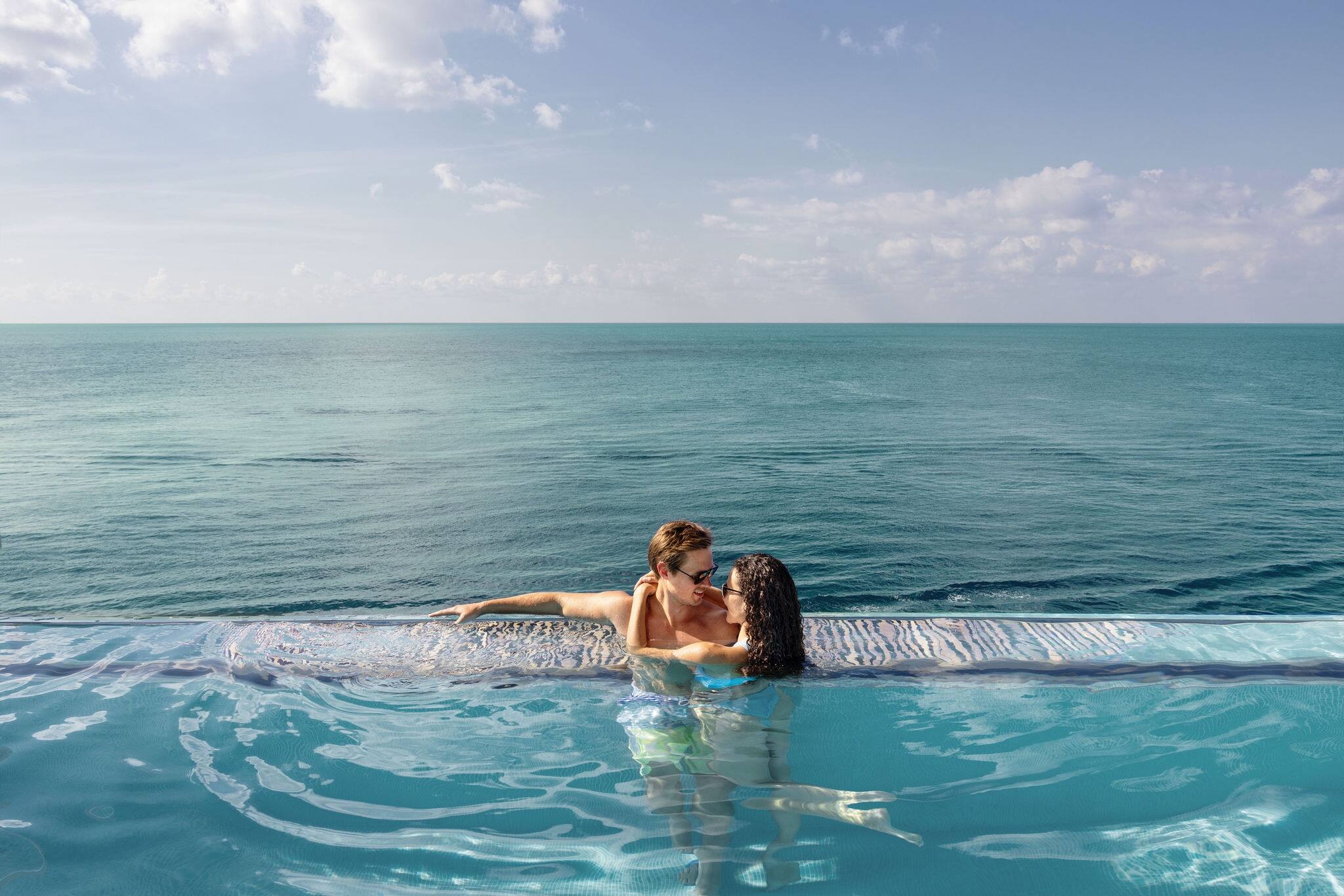 Norwegian Aura - Infinity Beach 