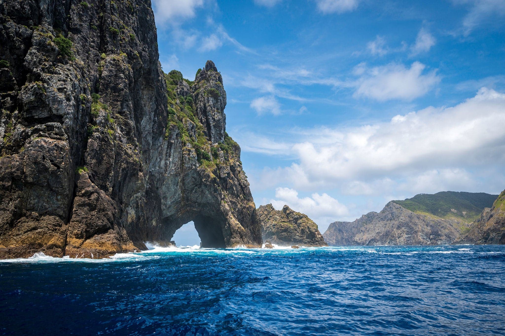 Hole in the rock, Bay of Islands, New Zealand
