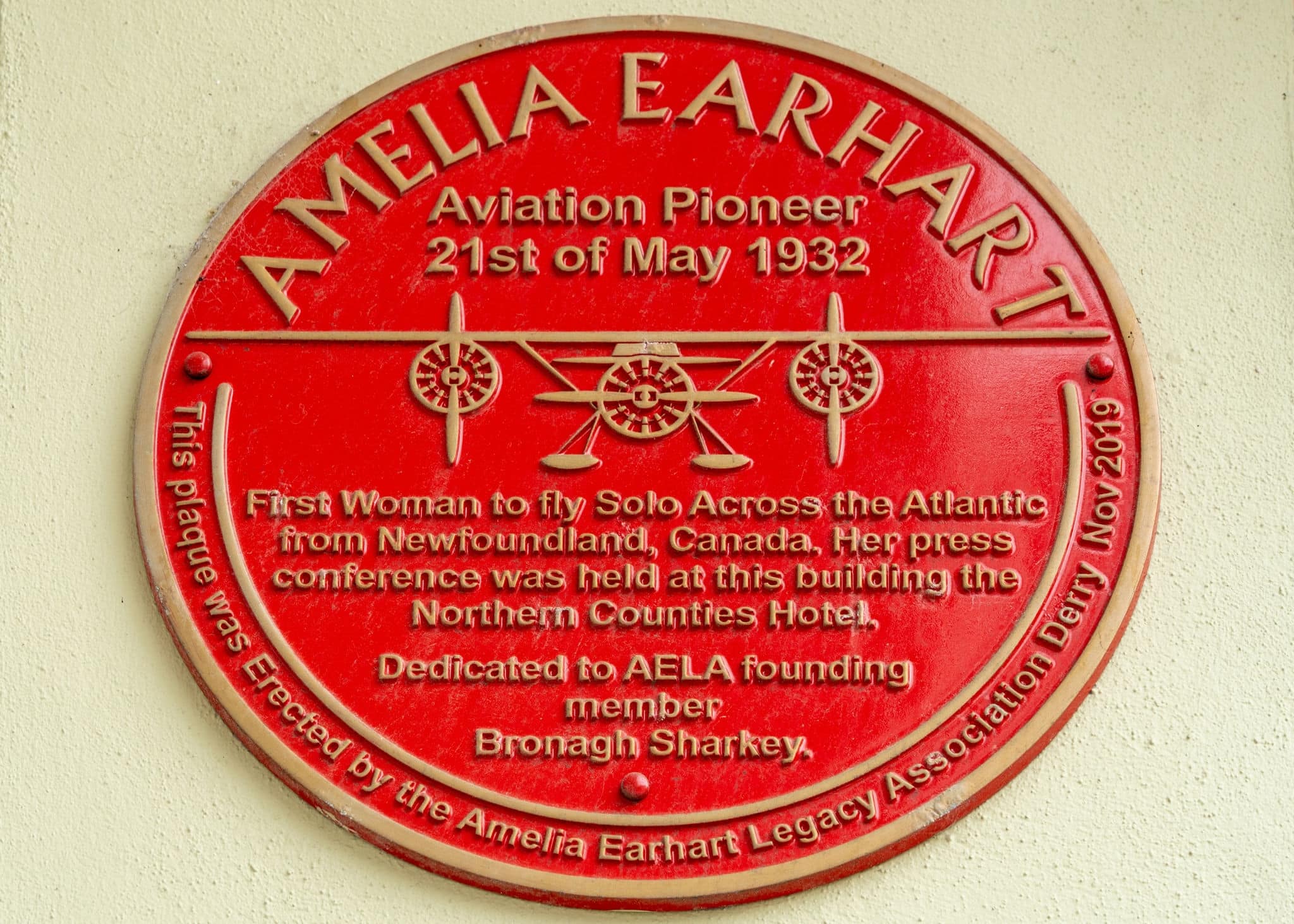 Derry - Londonderry, northern Ireland, August 28th 2023. Red plaque commemorating pilot Amelia Earhart, first woman to fly across the Atlantic.