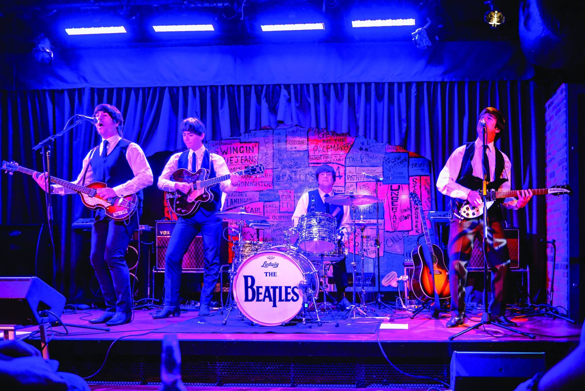 Norwegian Joy - Cavern Club