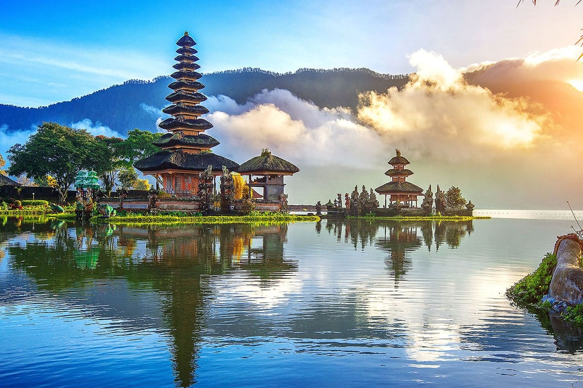 Visit Asia with Norwegian