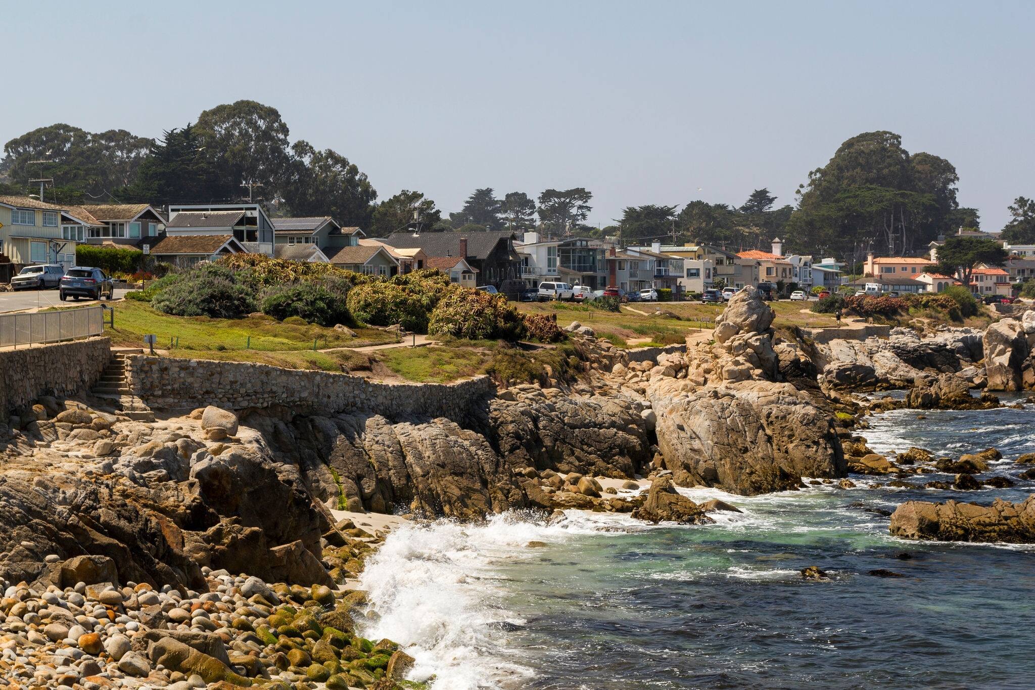the unique and breathtaking panoramic view at the coastline of Monterey bay at the famous 17 mile drive, california