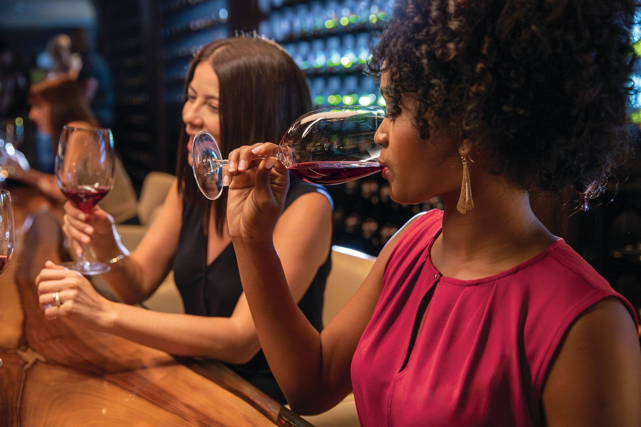 NCL-Lifestyle-Cruise-Friends-Wine-The-Cellars