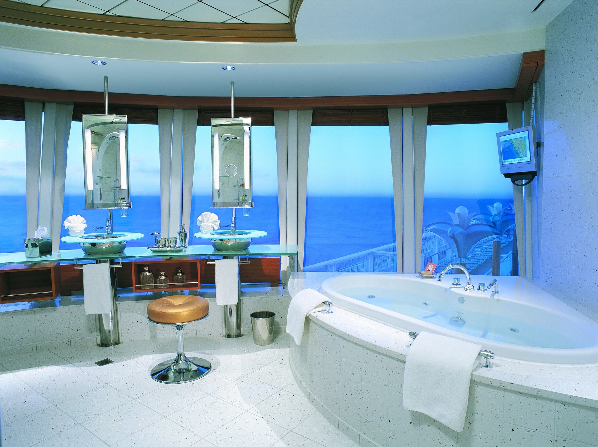 Dawn Suite Bathroom