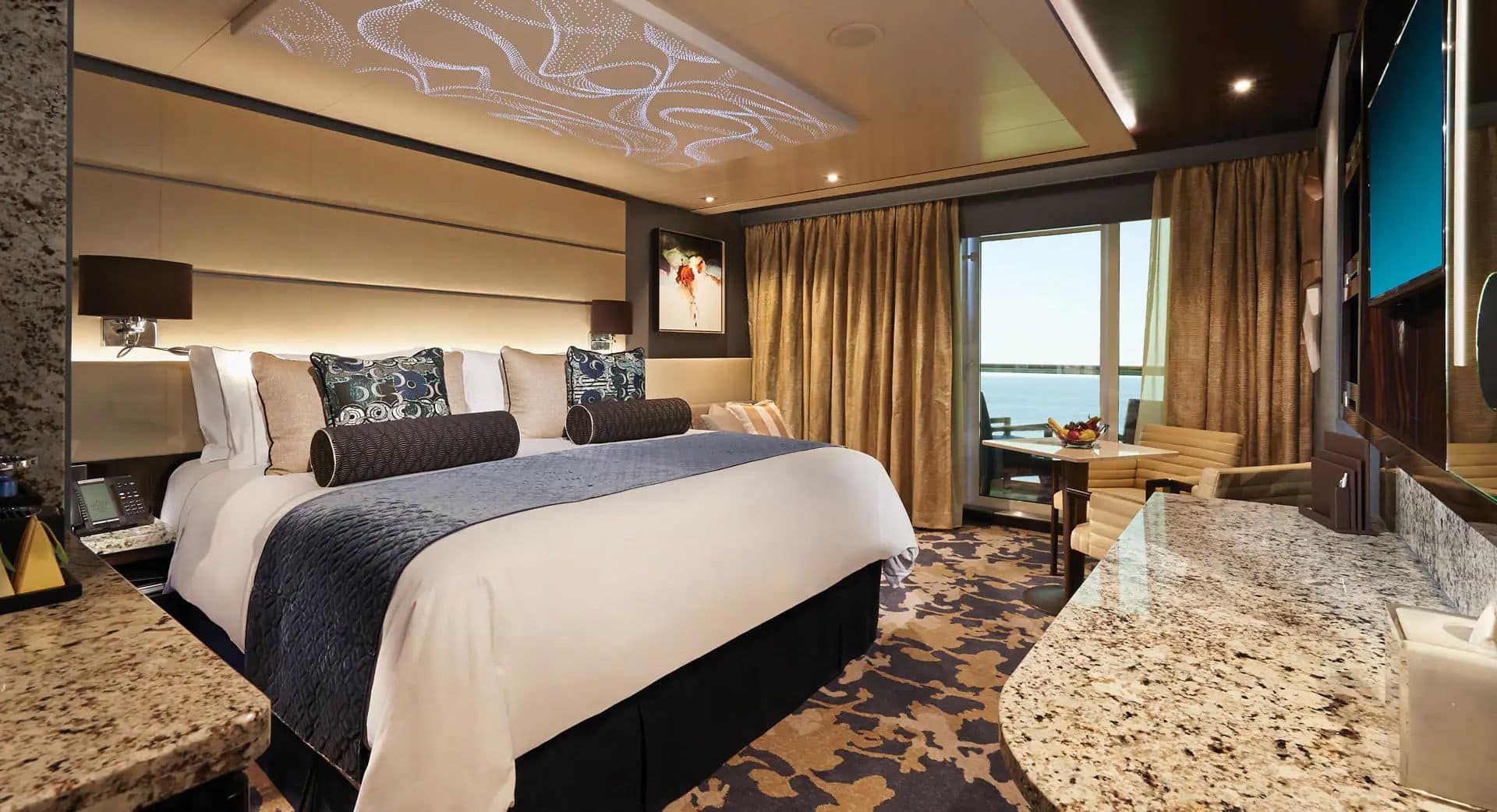 The Haven Courtyard Penthouse with Large Balcony