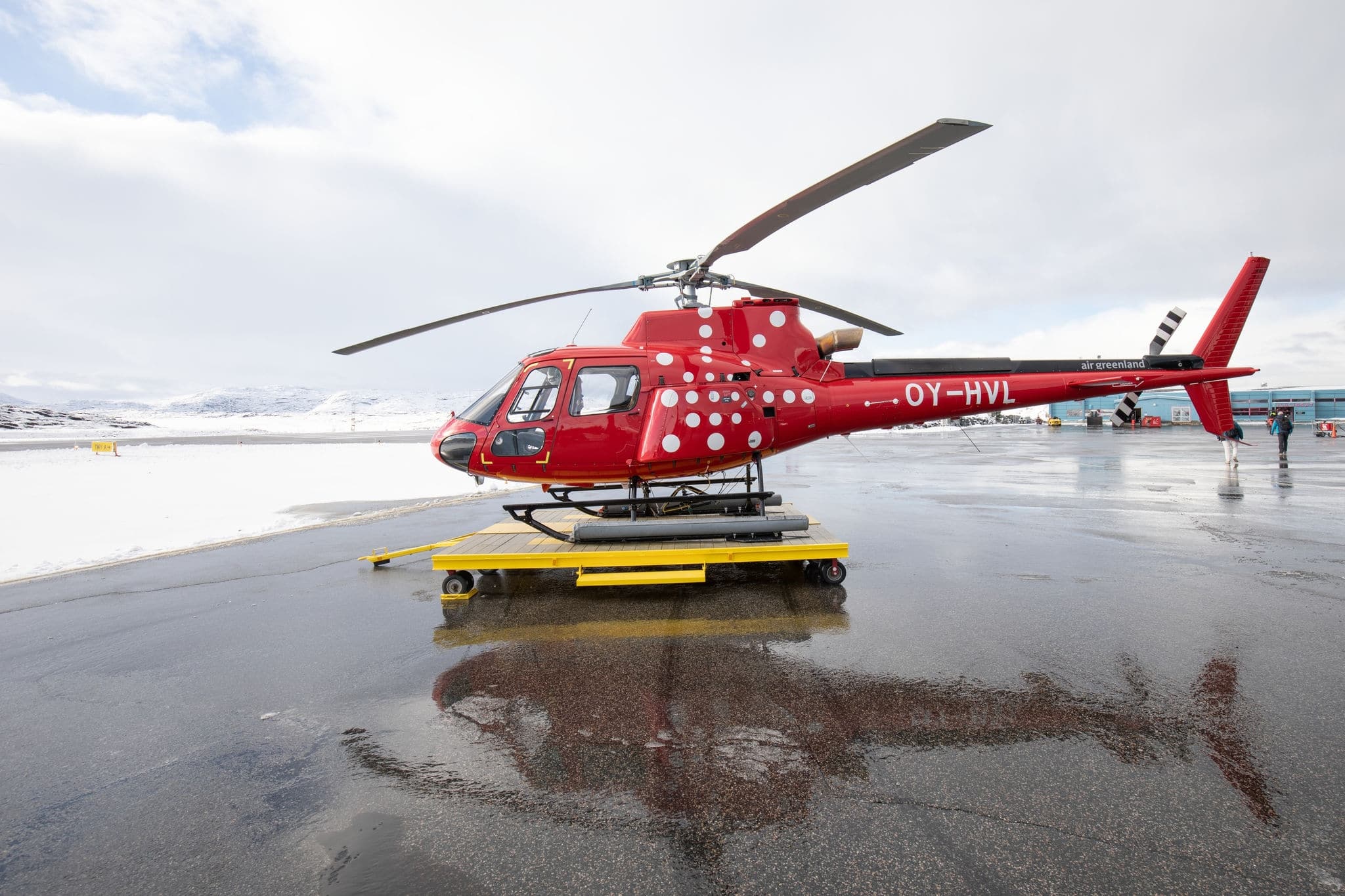 Red Helicopter, AS350, has been flying in Greenlandic airspace since the early 1990s. Greenland Airlines. AirGreenland, Ilulissat Airport