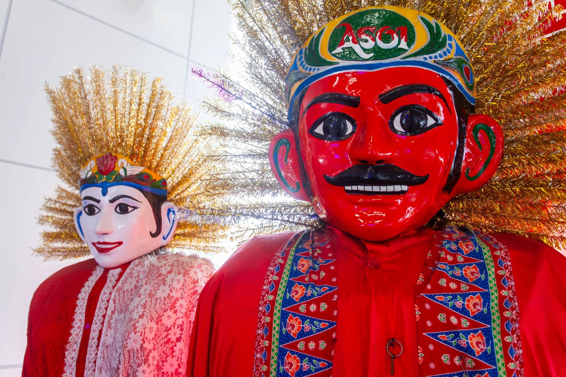 Ondel-Ondel dolls, part of the traditional performing arts typical of the Betawi people in Jakarta, Indonesia. This doll usually accompanies various Betawi cultural events. Asoi is a Betawi word = fun