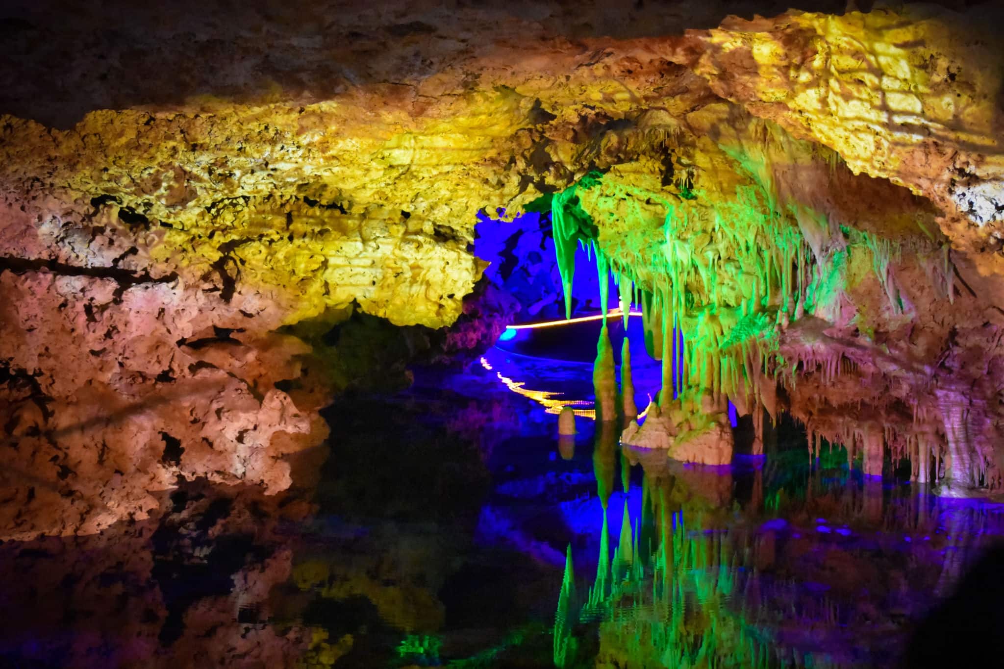 Caves dels Hams interior