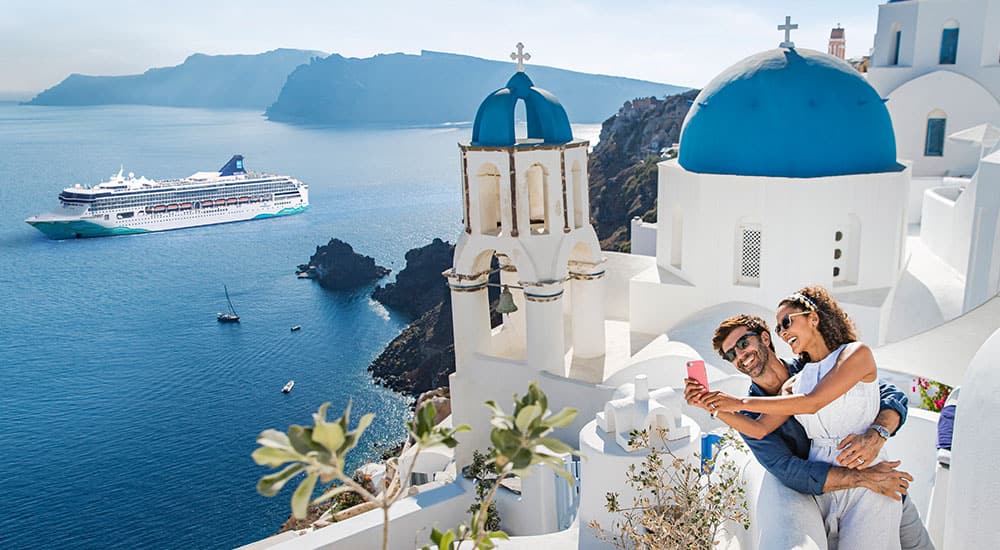 santorini greece cruise