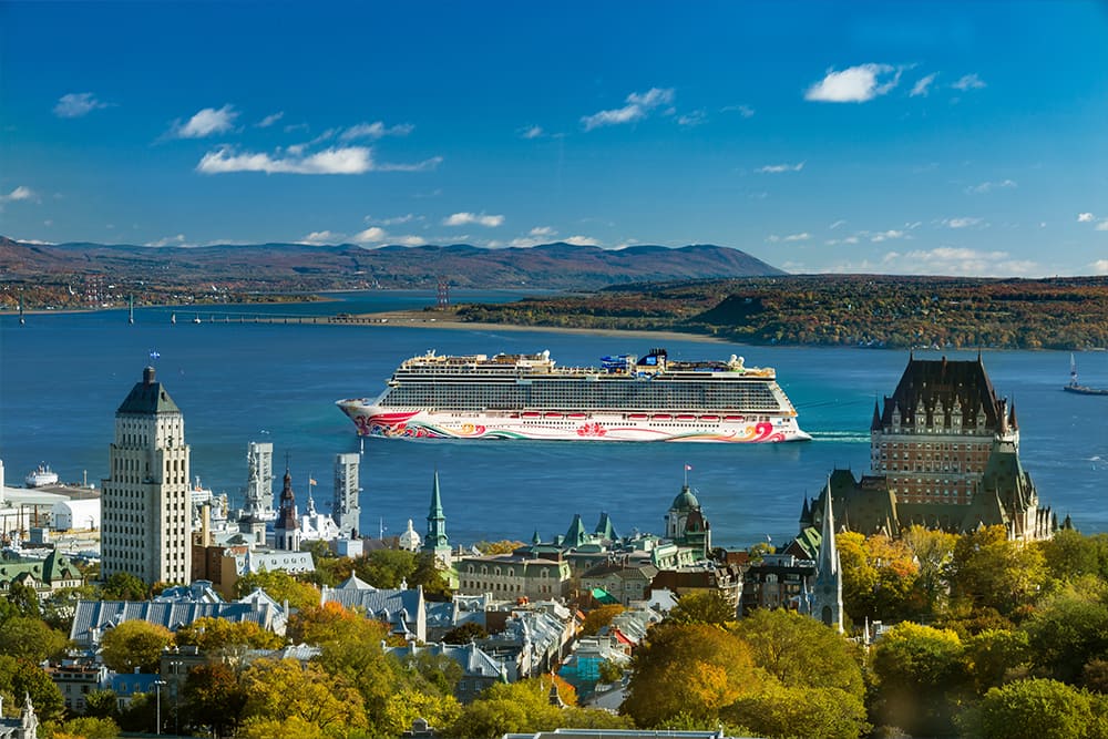 Norwegian Joy in Quebec