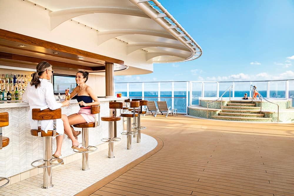 Norwegian's Cruise Ship Bars & Lounges Norwegian's Cruise Ship Dining