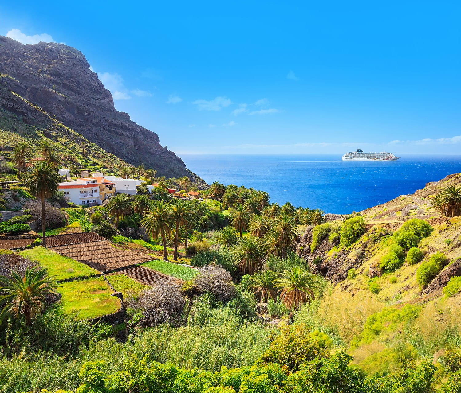 canary island cruises in october