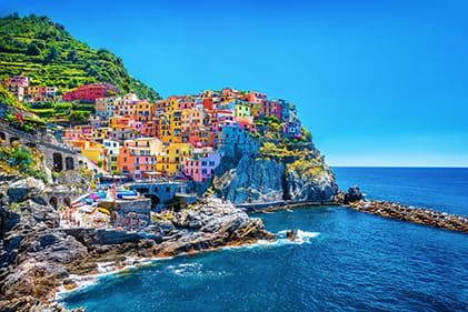 Bela cidade costeira em Cinque Terre