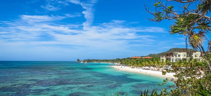 El Caribe desde Tampa: Harvest Caye, Cozumel y Roatán, 7 días