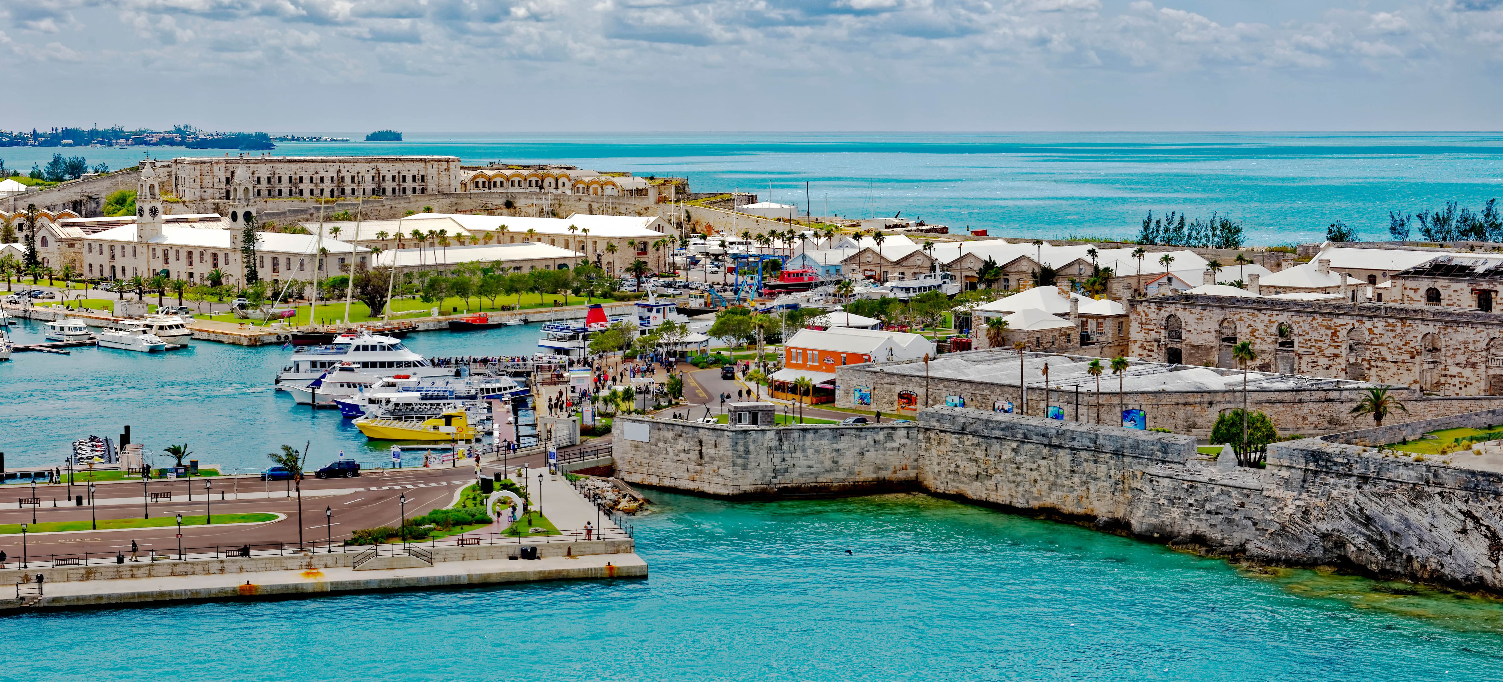 12 Tage Karibik von New York nach Miami: Curaçao, Aruba und Bermudas