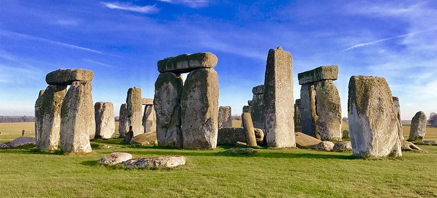 /sites/default/files/881x400_Stonehenge_London.jpg