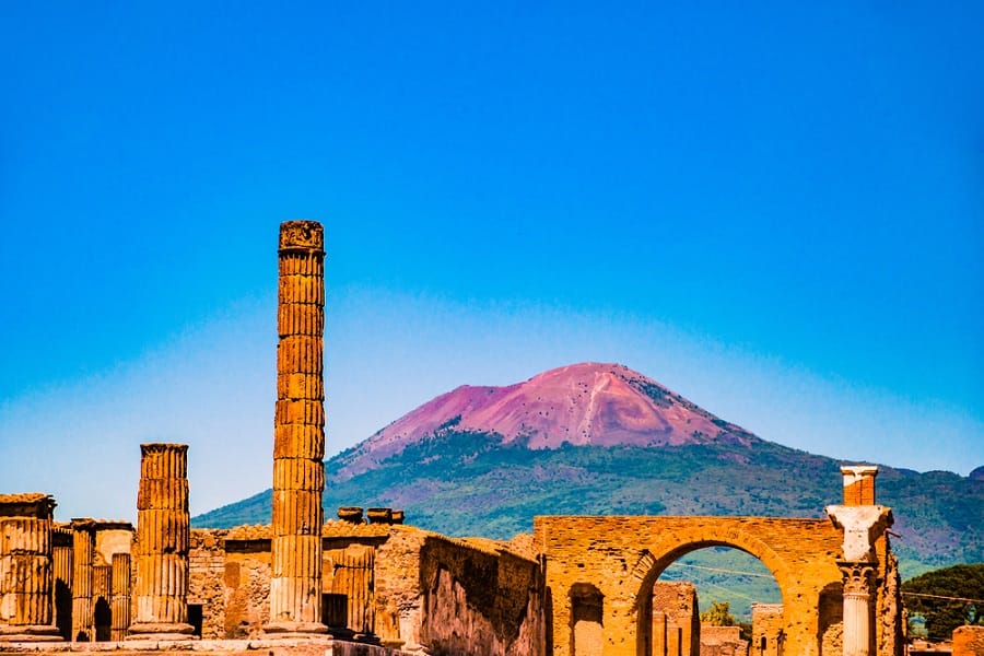Explore Pompeii Explore Pompeii on an Italy Cruise with Norwegian