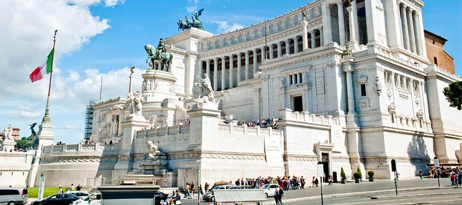 Machen Sie eine Kreuzfahrt durch Europa und besichtigen Sie die Piazza Venezia