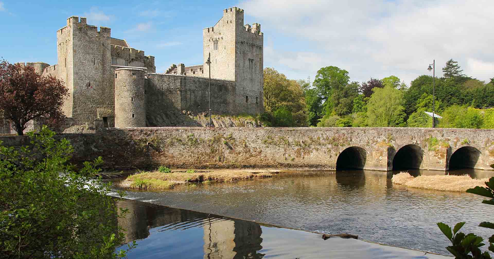 Legendary Rock of Cashel & Cahir Castle