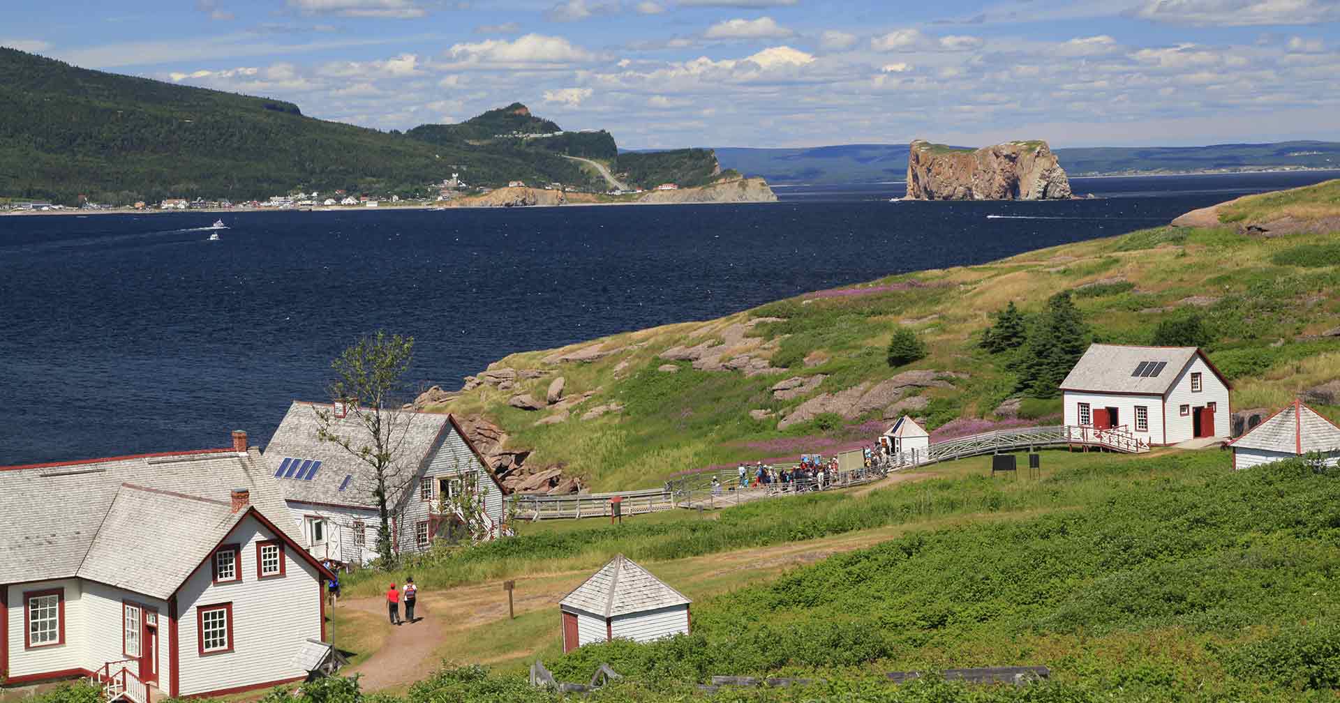 Gaspésie, Québec Perce with Cruise around Bonaventure Island Excursion