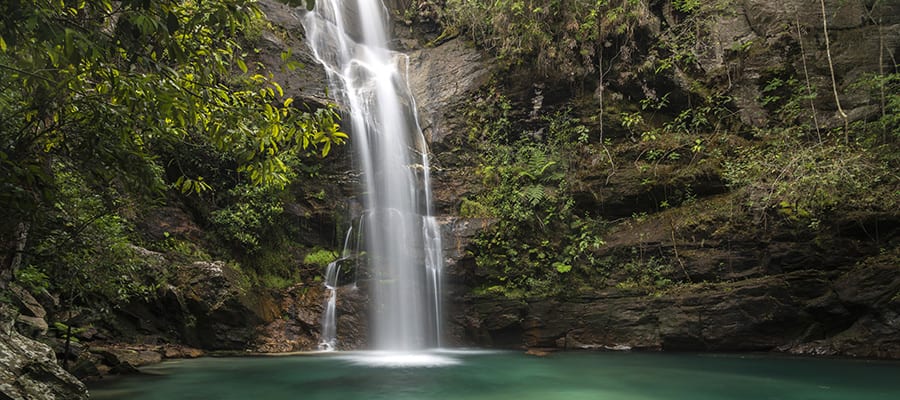 Wasserfall im Nationalpark Chapada dos Veadeiros auf einer Kreuzfahrt nach Ilhabela
