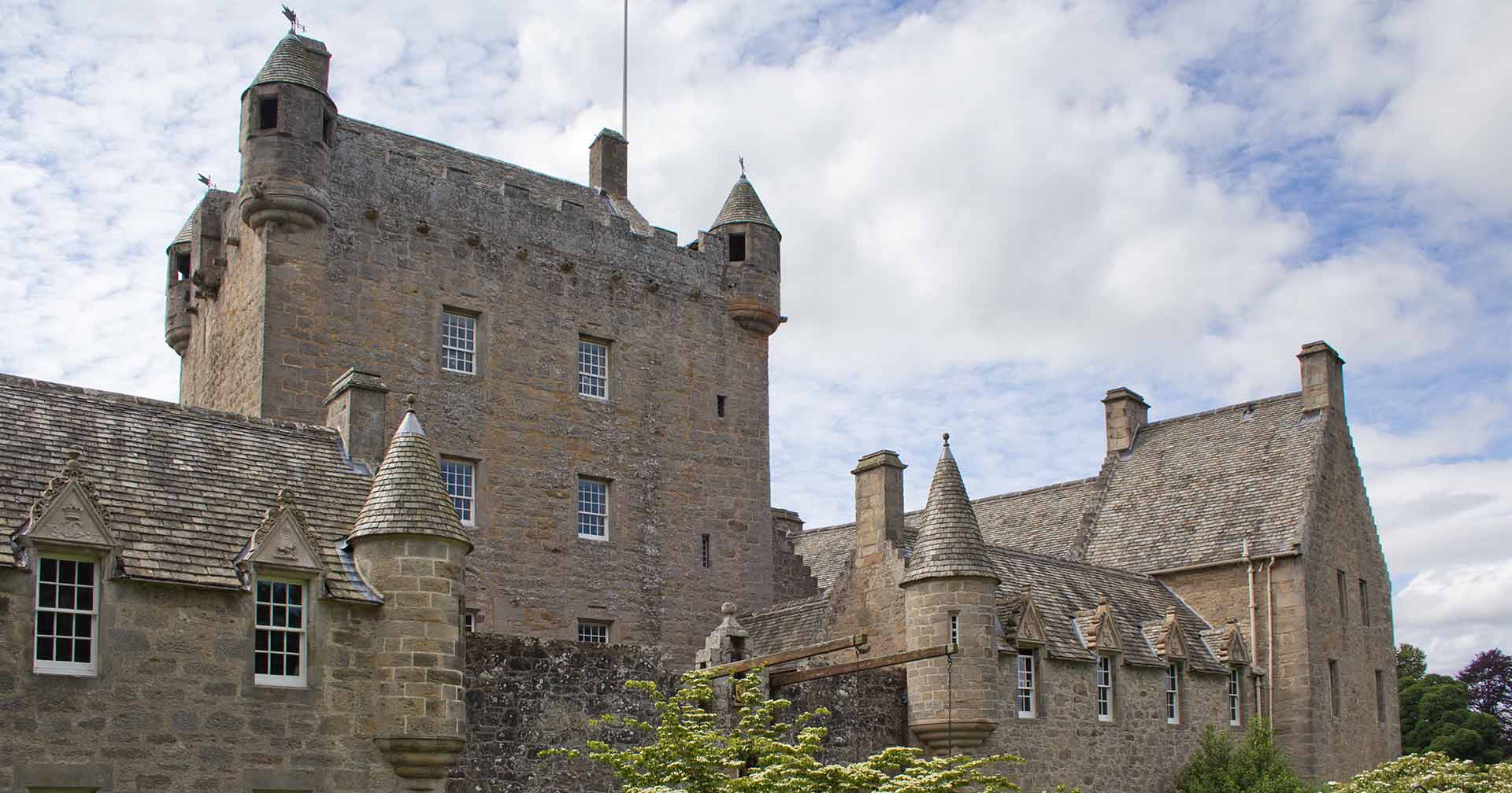 Cawdor Castle & Culloden Moor