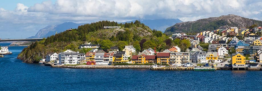 /sites/default/files/Kristiansund-Na Uy-shutterstock_299448764-MW-920x320.jpg