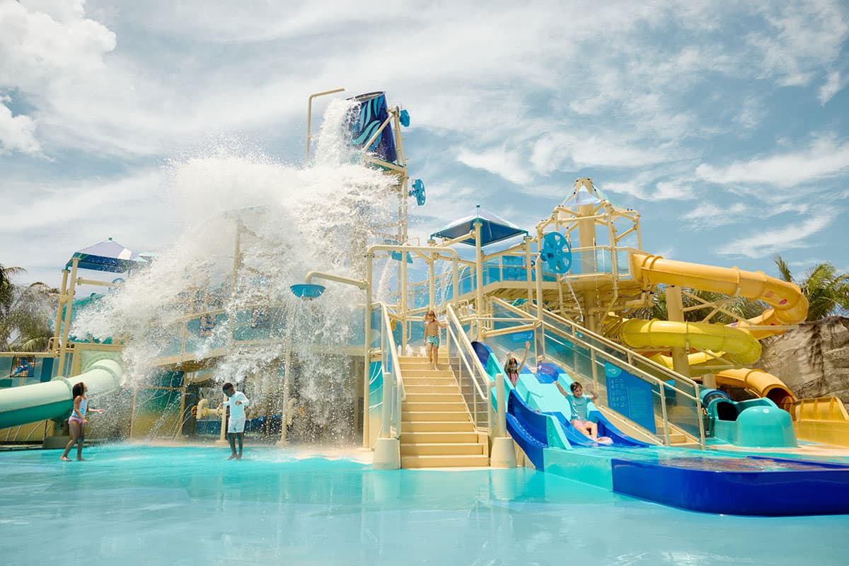 FAMILY SPLASH ZONE