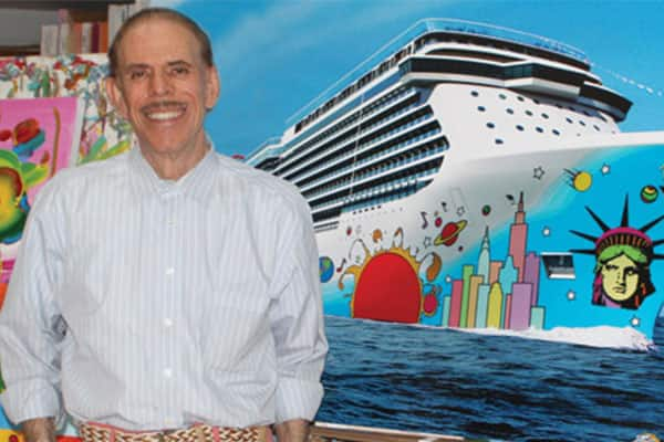 Una charla con el artista del casco del Norwegian Breakaway, Peter Max